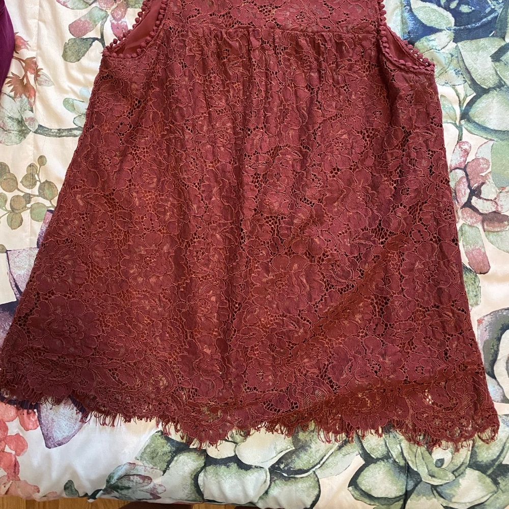 Lace top - Picture 2 of 2